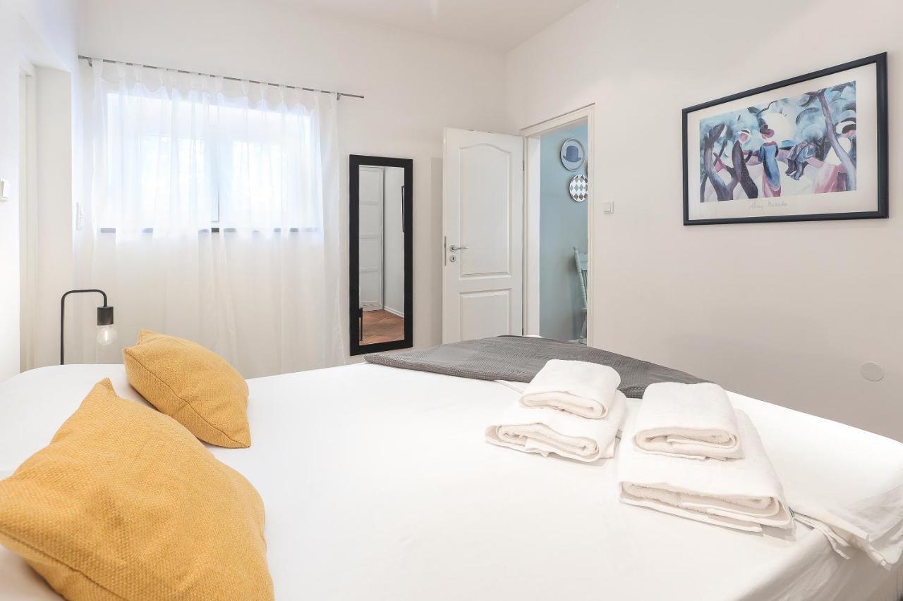 Apartment Feria 1 Opatija Buitenkant foto